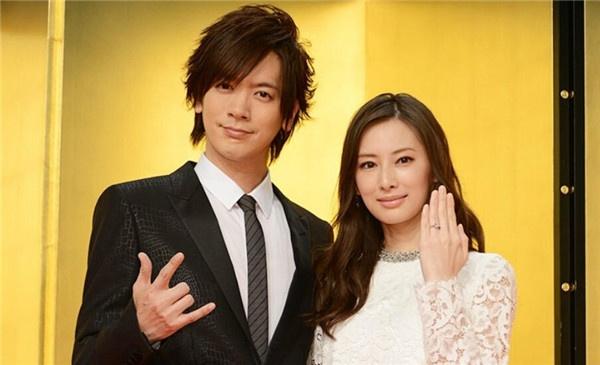 日本女明星最後都嫁給了誰 日本明星夫妻大盤點 M頭條